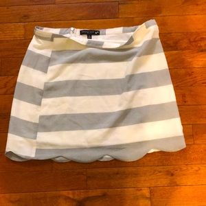 Living doll mini-skirt